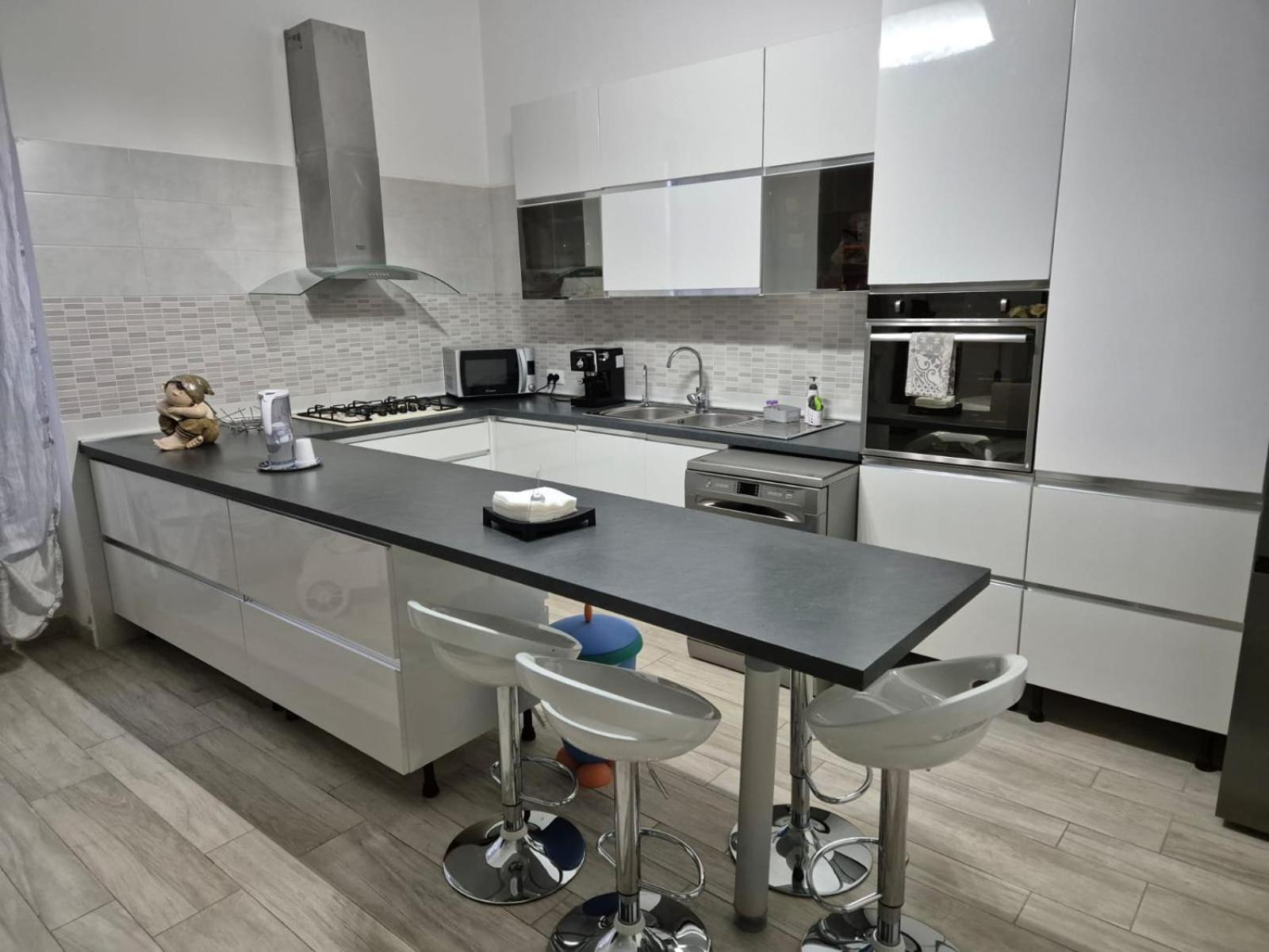 Residenza La Torre Apartment Foggia Bagian luar foto